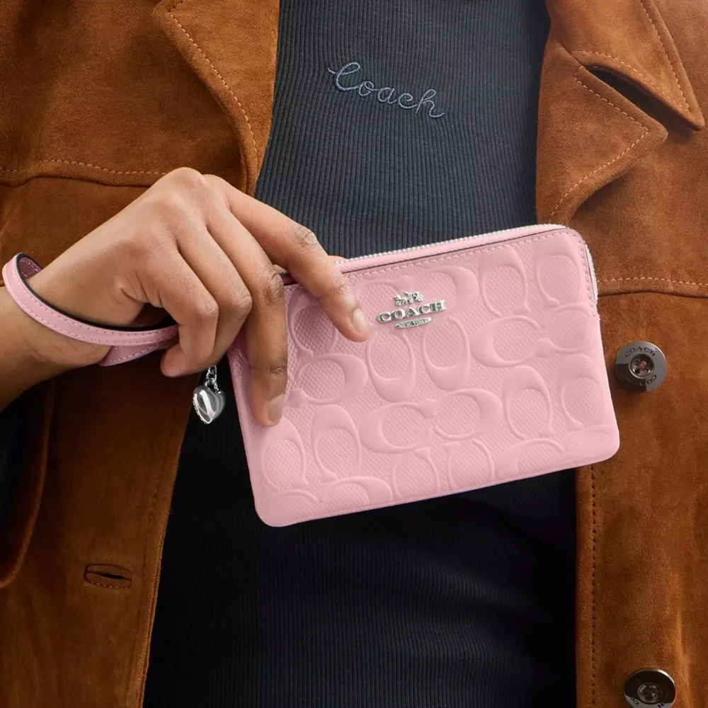 NWT Coach! Corner Zip Wristlet In Signature Leather X
With Heart Charm 🌸 - Picture 3 of 6